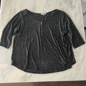 Green Envelope Grey Top 3/4 Sleeve Zipper Front